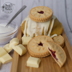 Jammy Dodger Giant Stuffed Cookie