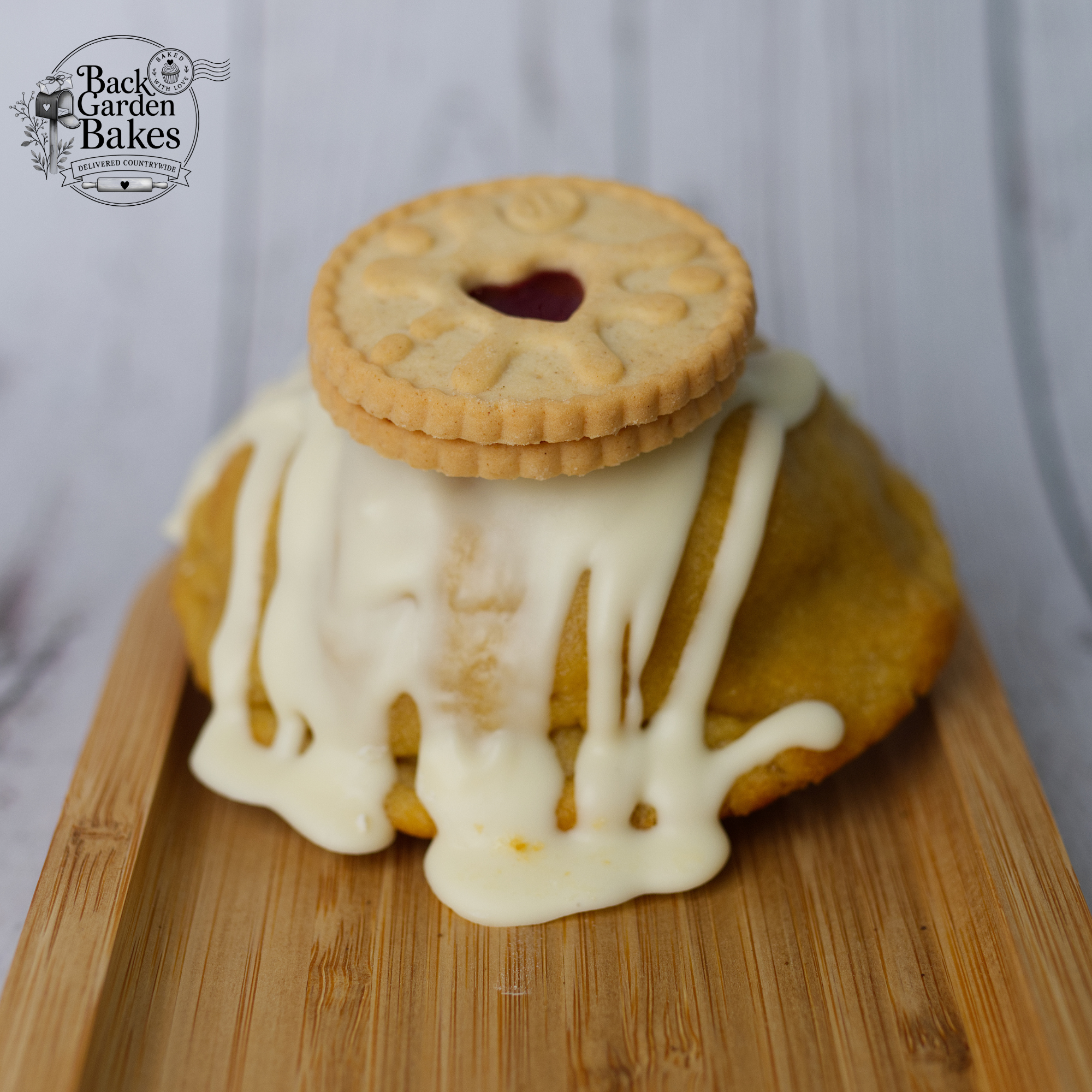 Jammy Dodger Giant Stuffed Cookie